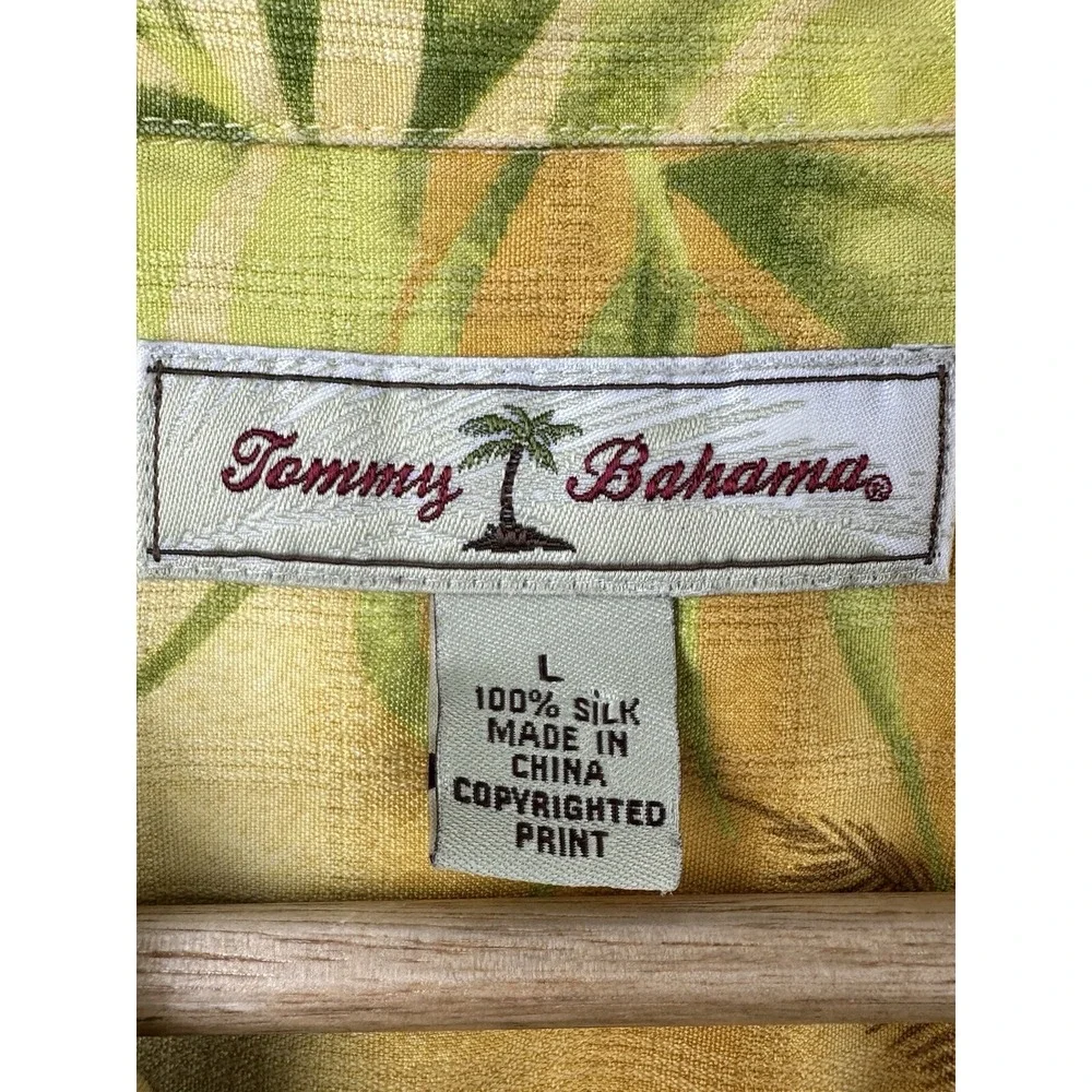 VTG‎ Tommy Bahama Hawaiian Shirt Mens Large Silk S/S Multicolor Floral Camp